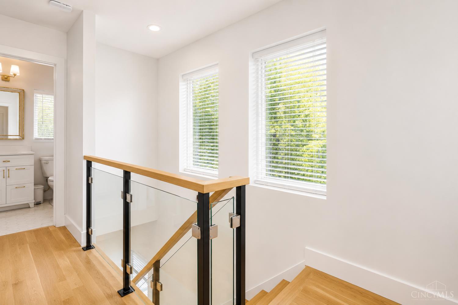 1003 Hill Street, Cincinnati, OH, 45202 — photo 17