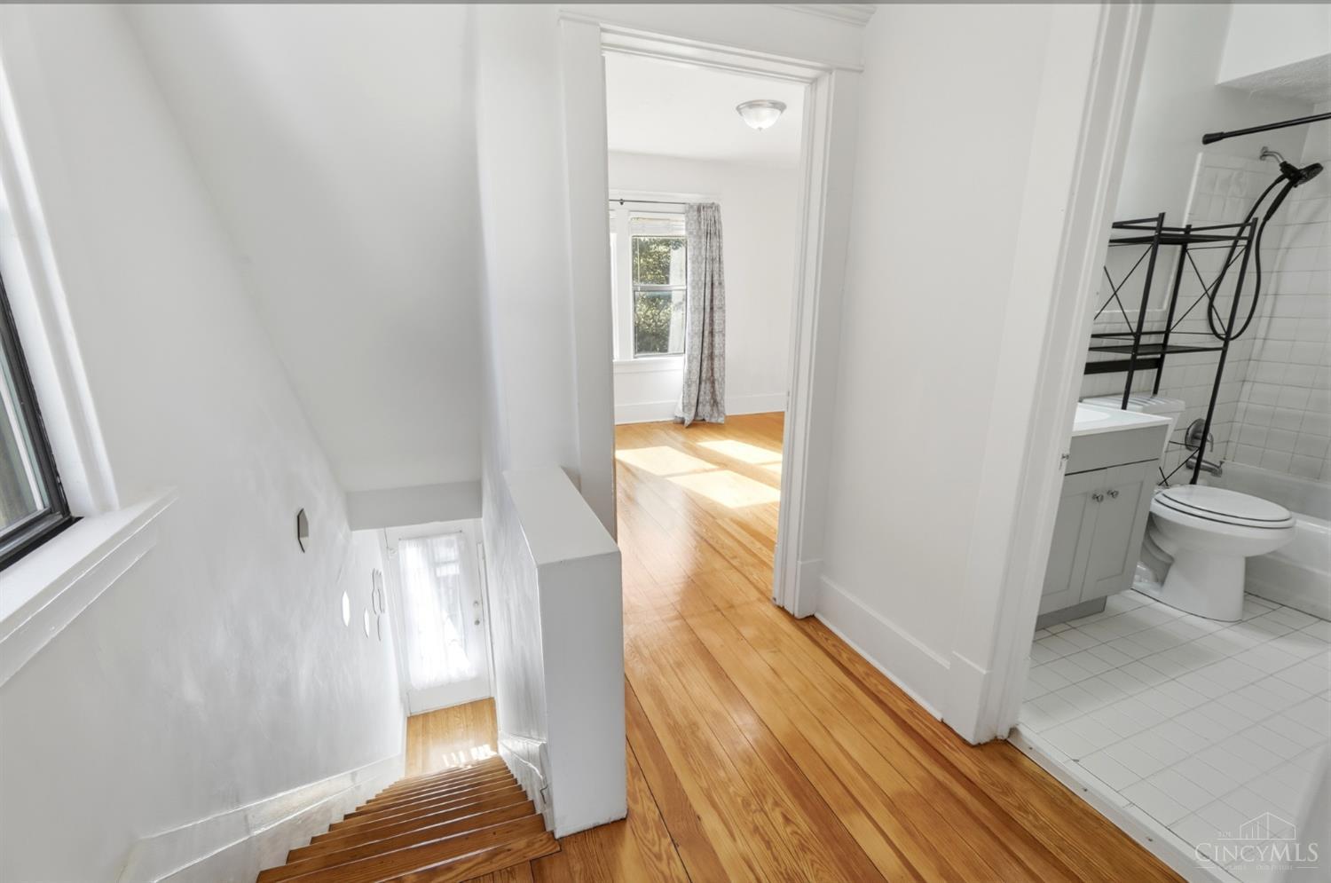 2105 Clifton Avenue, Cincinnati, OH, 45219 — photo 17