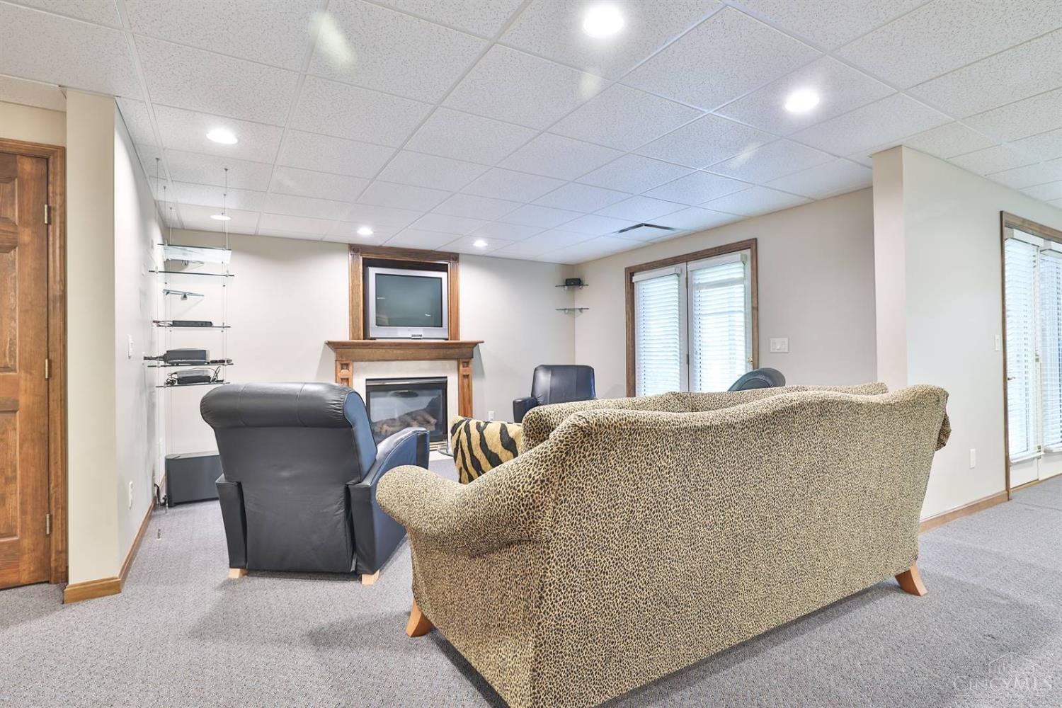 5614 Williamsburg Way, Fairfield, OH, 45014 — photo 38