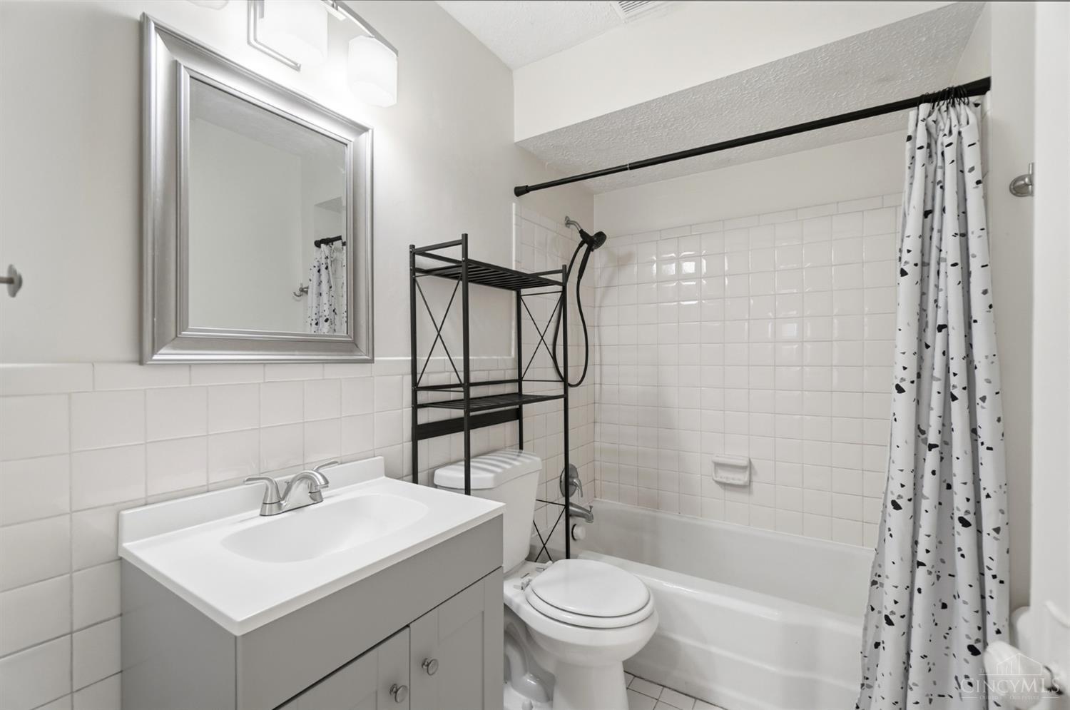 2105 Clifton Avenue, Cincinnati, OH, 45219 — photo 21