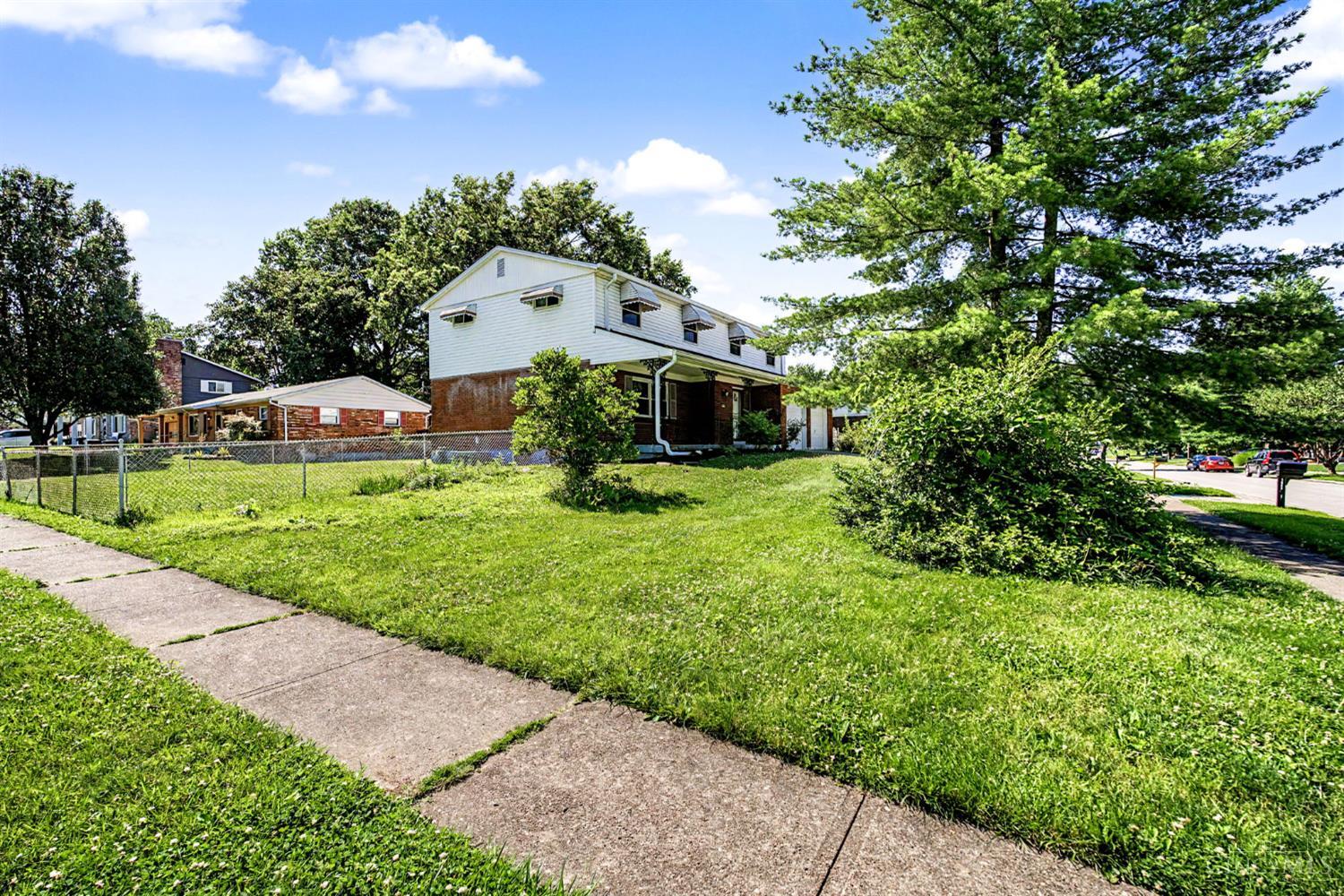 1690 Yellowglen Drive, Anderson Twp, OH, 45255 — photo 3
