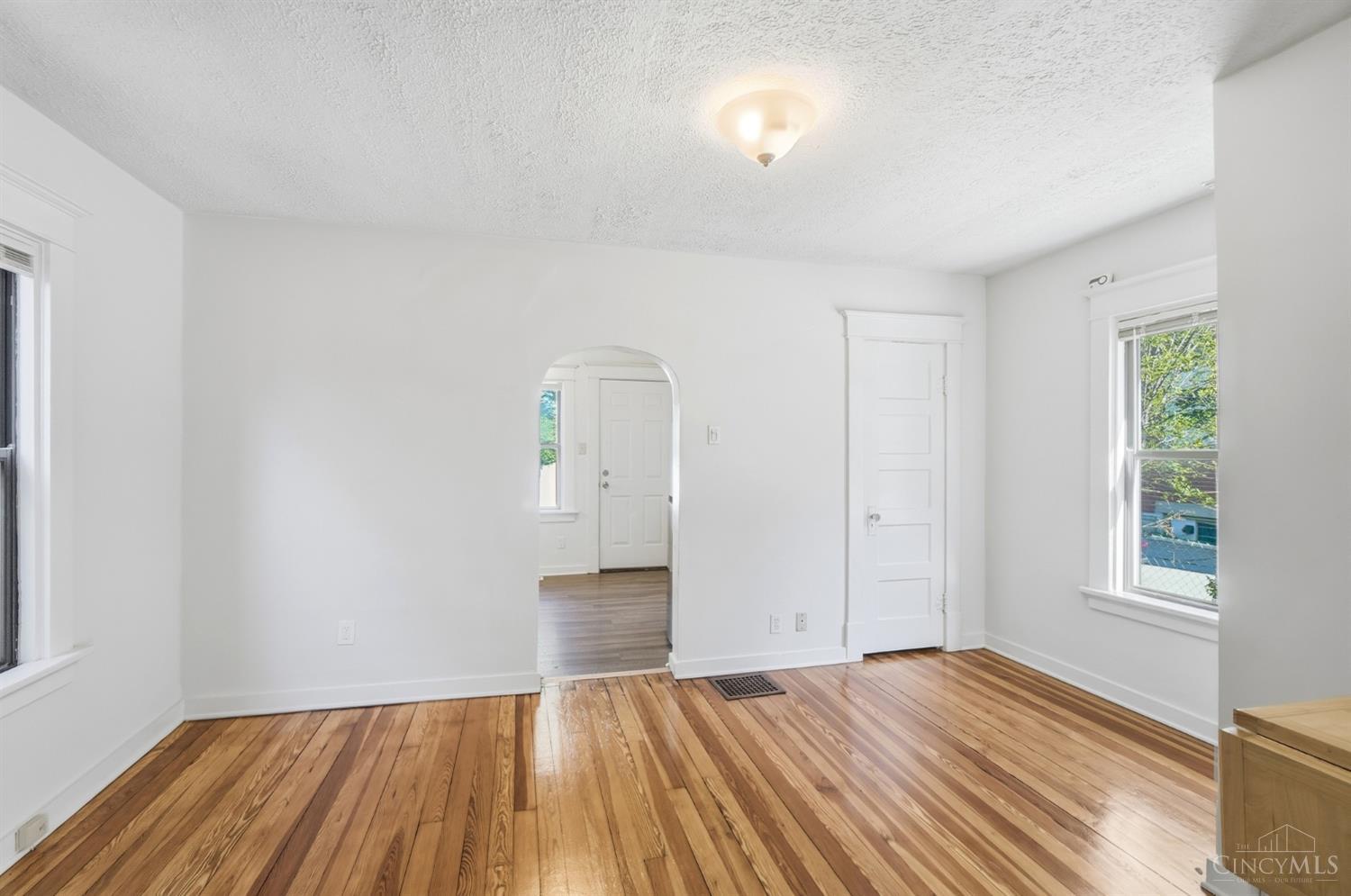 2105 Clifton Avenue, Cincinnati, OH, 45219 — photo 7