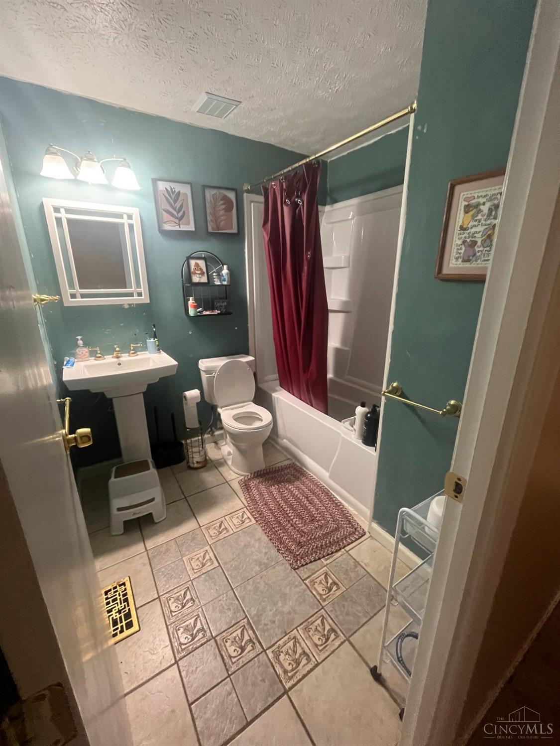 6566 Ripplewood Lane, Cincinnati, OH, 45230 — photo 14