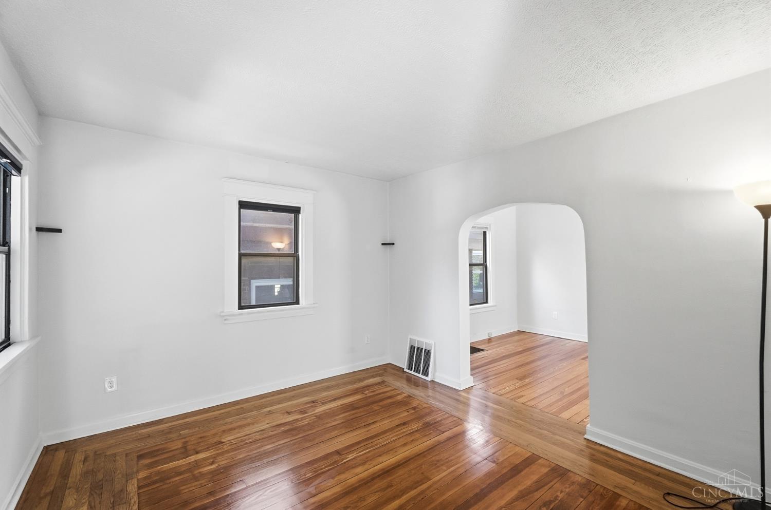 2105 Clifton Avenue, Cincinnati, OH, 45219 — photo 5