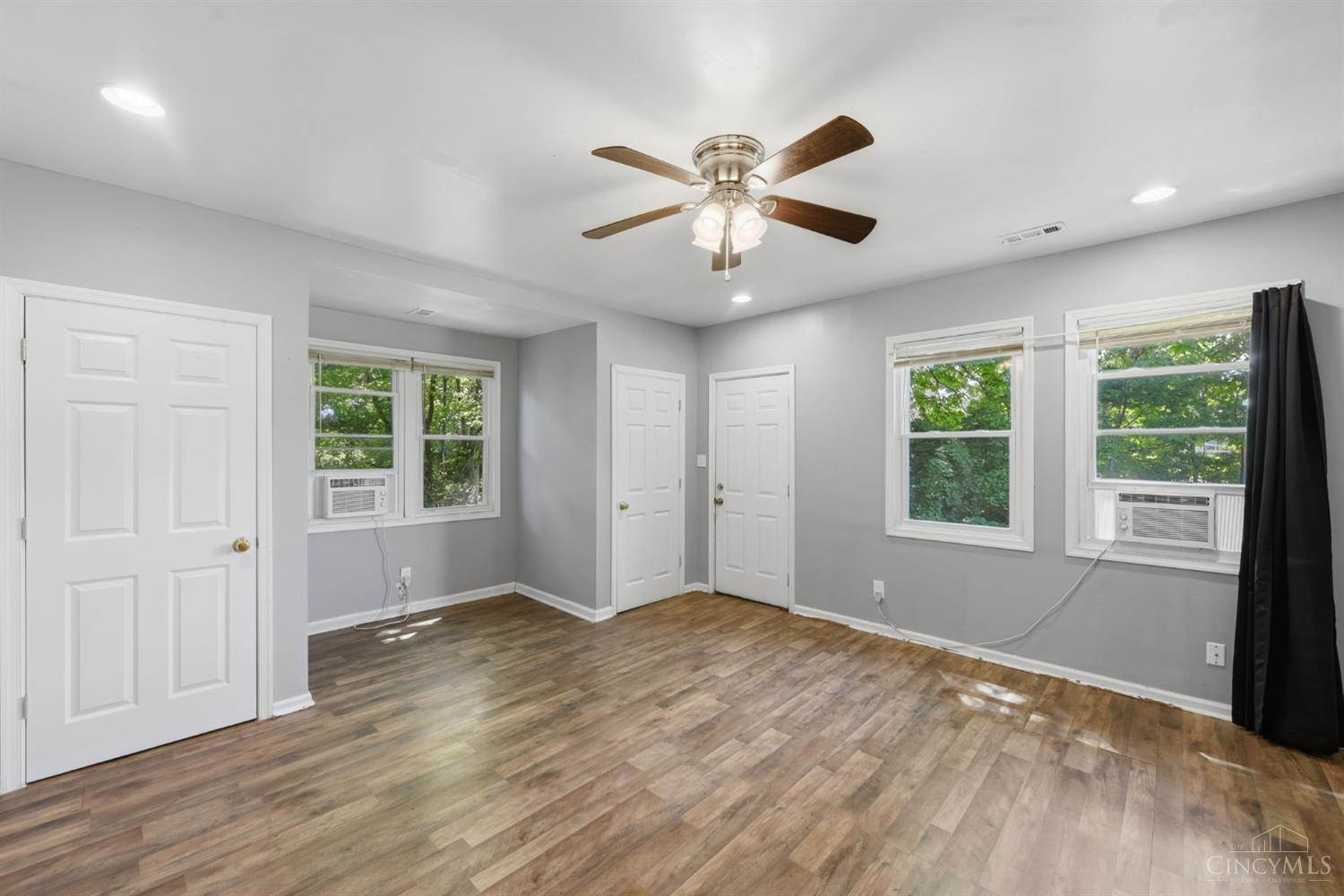 3329 Hackberry Street, Cincinnati, OH, 45207 — photo 31