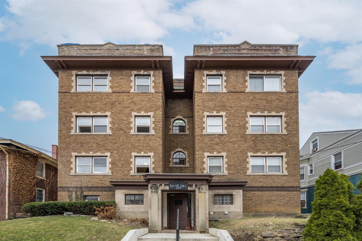 825 Wm H Taft Road #40, Cincinnati, OH, 45206