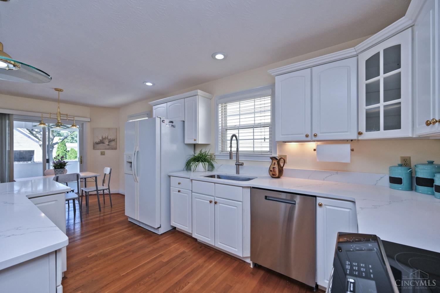 8552 Deerway Drive, Sycamore Twp, OH, 45236 — photo 7