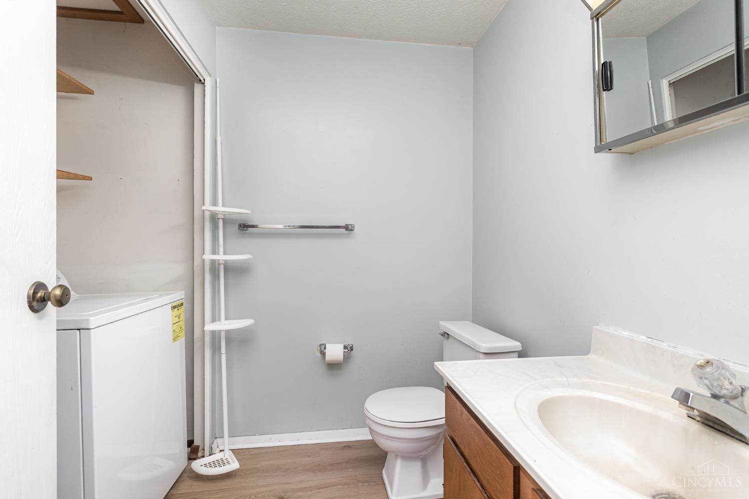 518 Riddle Road #12, Cincinnati, OH, 45220 — photo 11