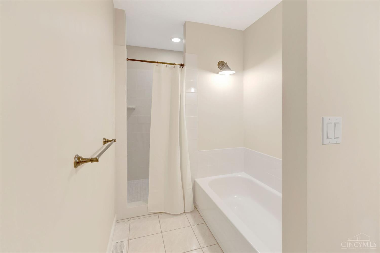 5780 Oak Ridge Road, Fairfield Twp, OH, 45011 — photo 38