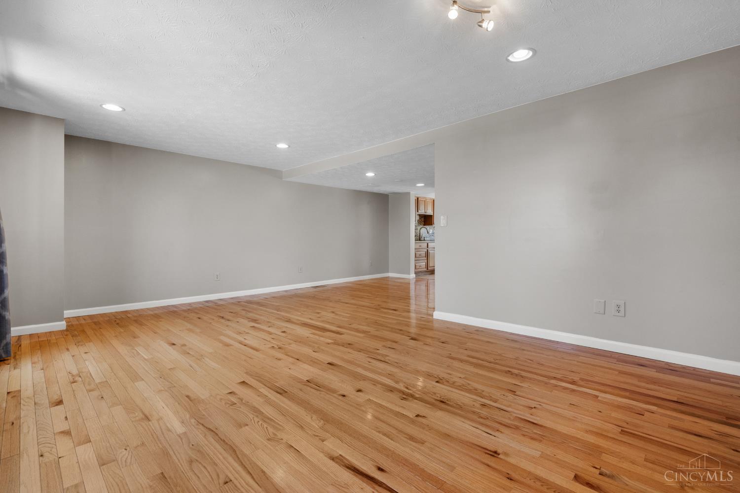 10883 Lakehurst Court, Sycamore Twp, OH, 45242 — photo 38