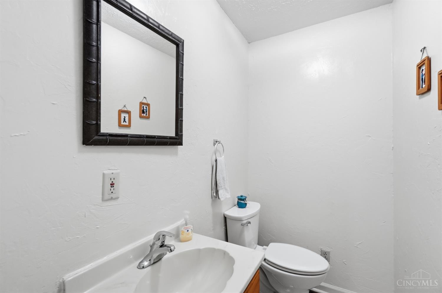 1428 Social Row Road, Washington Twp, OH, 45458 — photo 15