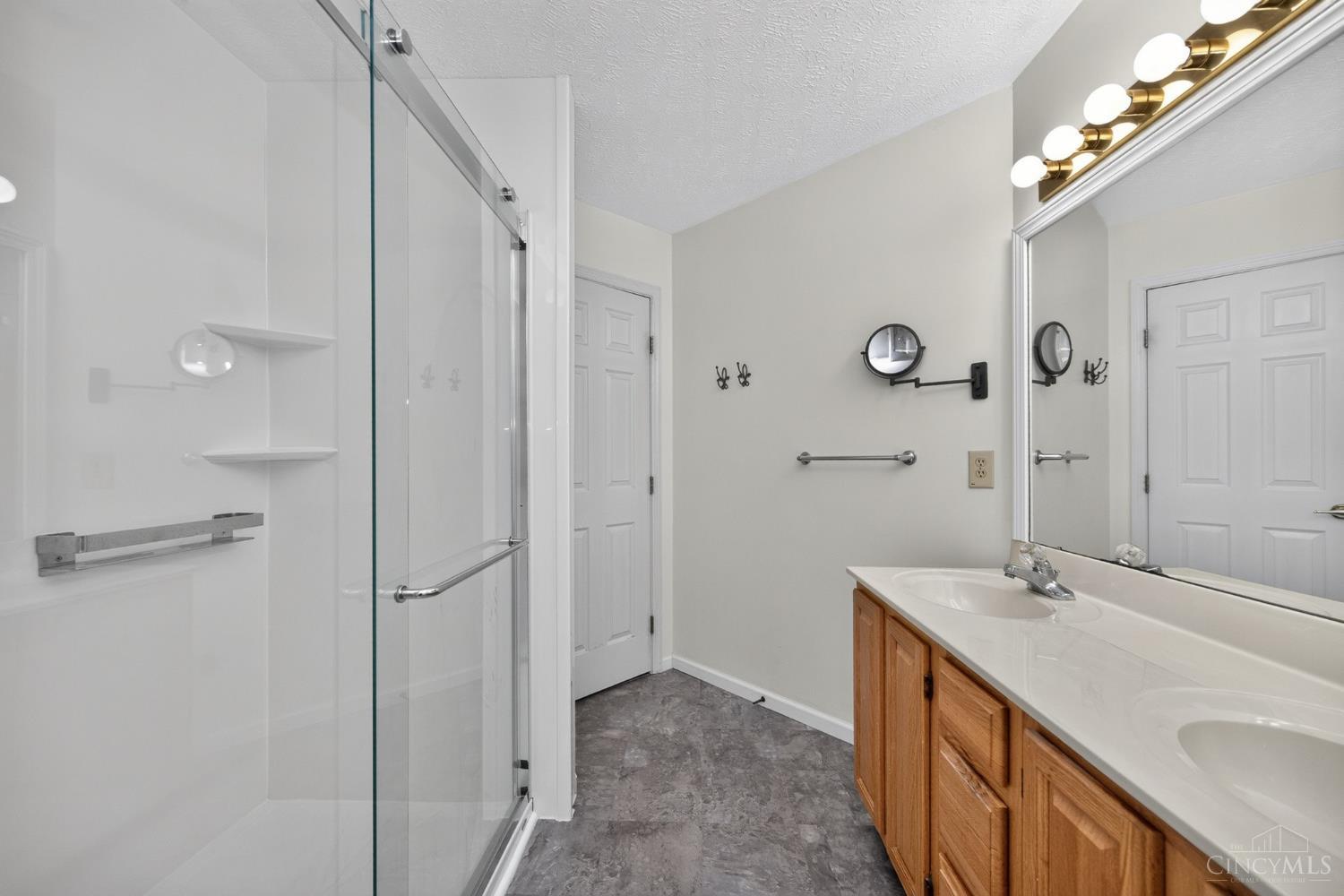 328 Keeneland Court, Lebanon, OH, 45036 — photo 33