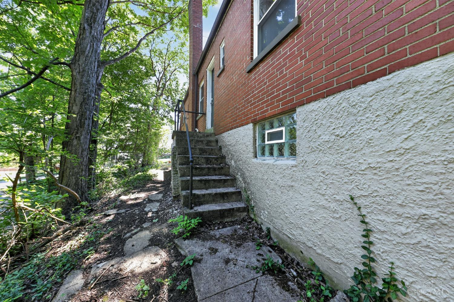 1641 Tuxworth Avenue, Cincinnati, OH, 45238 — photo 4