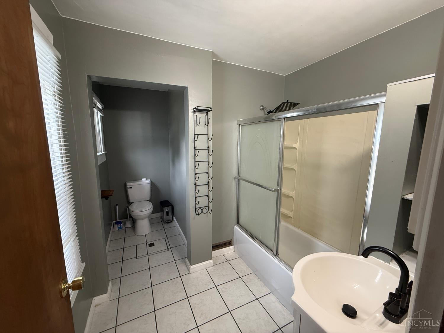 2342 Noble Avenue, Hamilton, OH, 45015 — photo 10