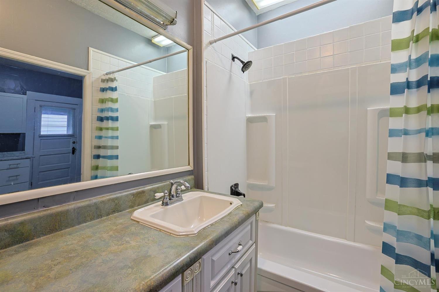 558 Missouri Avenue, Cincinnati, OH, 45226 — photo 19