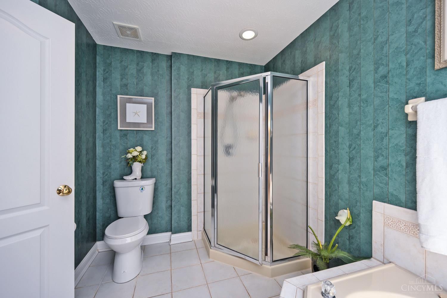 8552 Deerway Drive, Sycamore Twp, OH, 45236 — photo 32