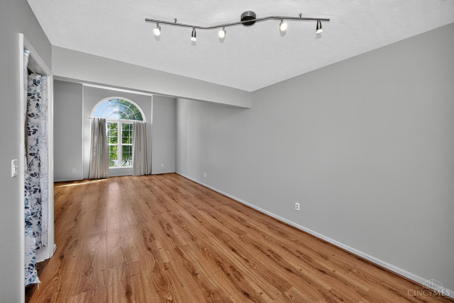 328 Keeneland Court, Lebanon, OH, 45036 — photo 13
