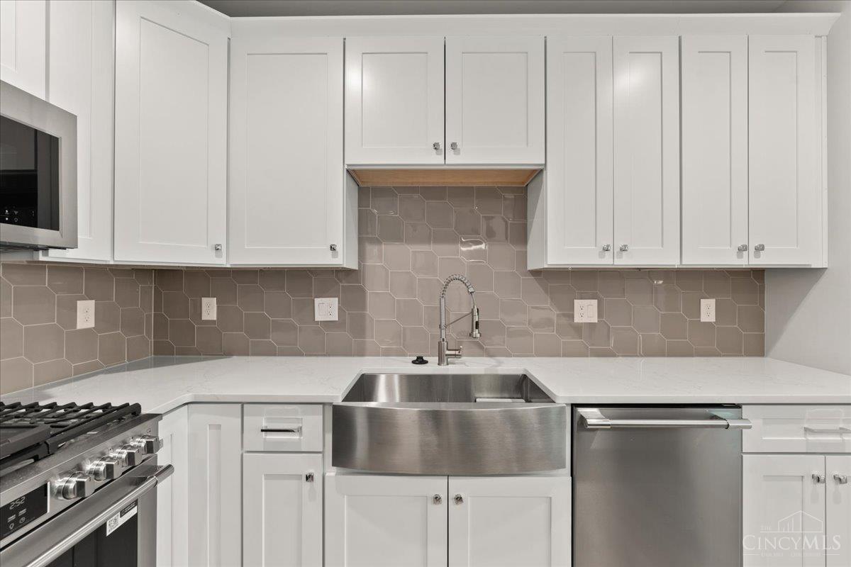 1906 Pogue Avenue #B, Cincinnati, OH, 45208 — photo 13