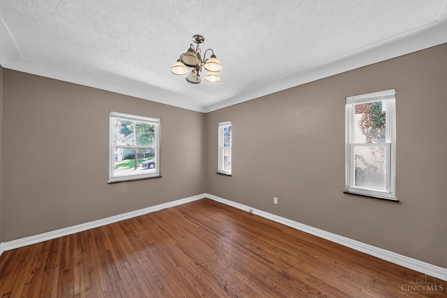 1641 Tuxworth Avenue, Cincinnati, OH, 45238 — photo 15