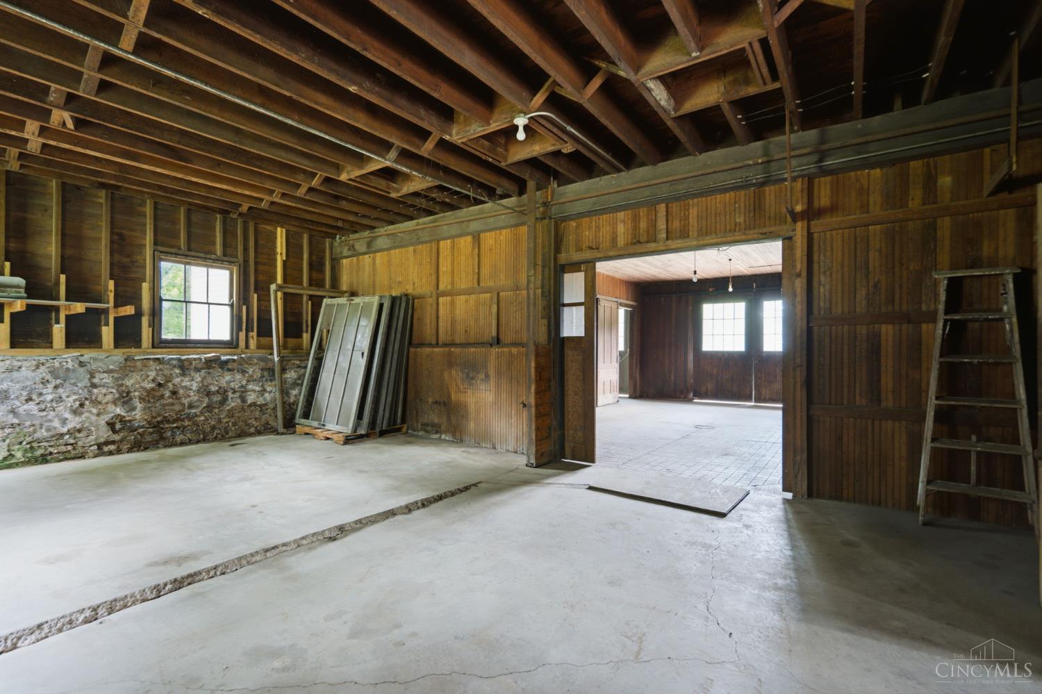 353 Oliver Road, Wyoming, OH, 45215 — photo 20