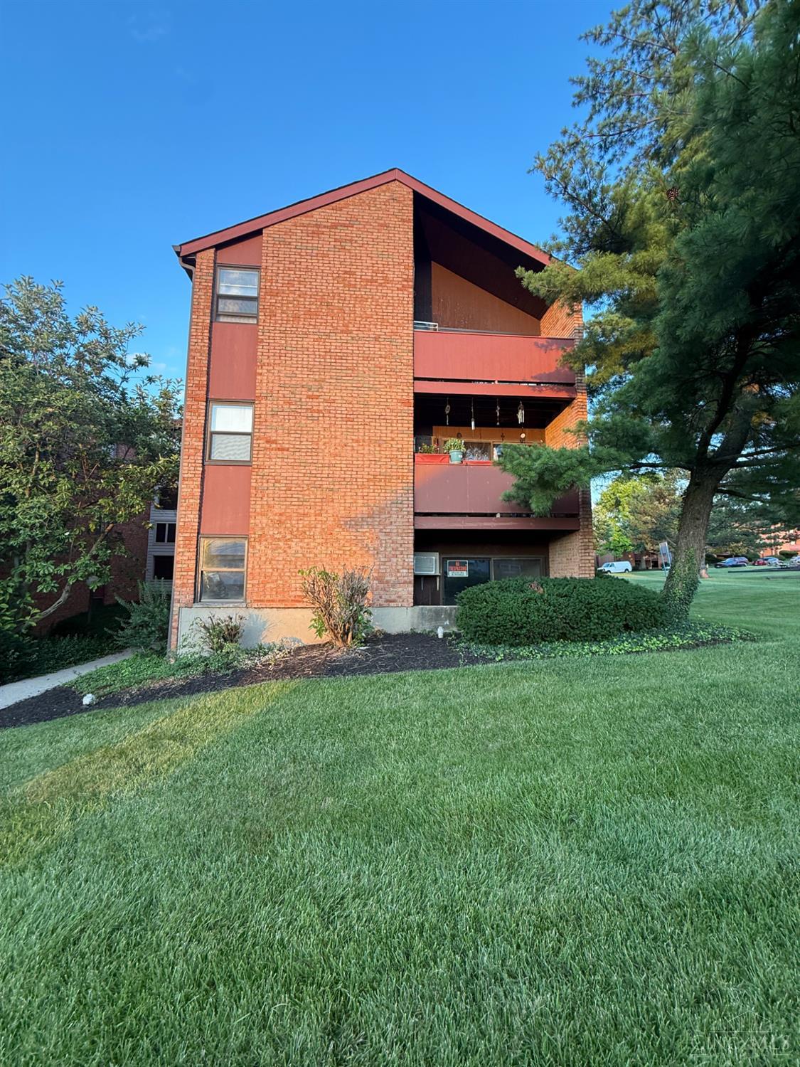 4901 Chalet Drive #303, Cincinnati, OH, 45217 — photo 3