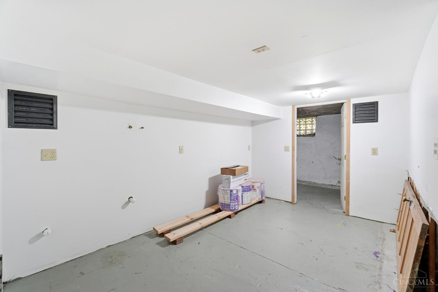 2806 Madison Road, Cincinnati, OH, 45209 — photo 34