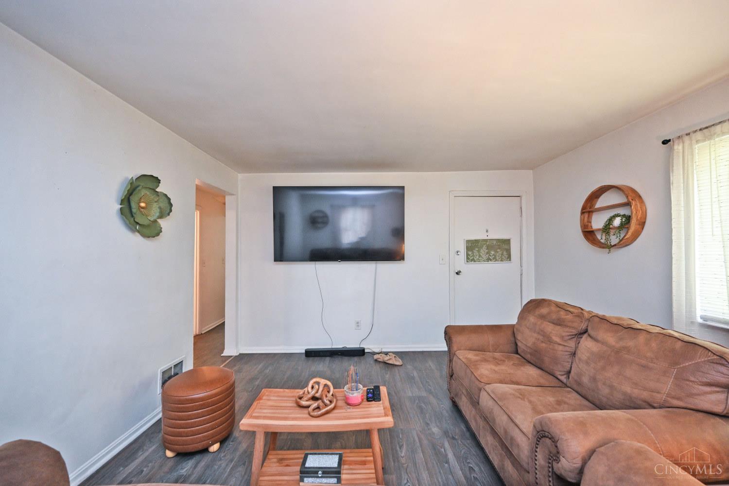 3143 Saffer Street, Cincinnati, OH, 45211 — photo 5
