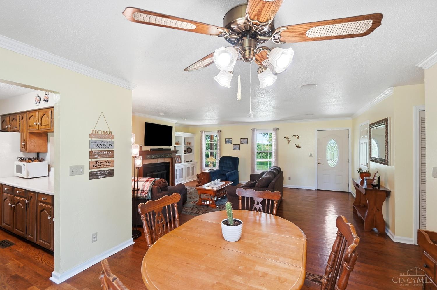 1428 Social Row Road, Washington Twp, OH, 45458 — photo 8