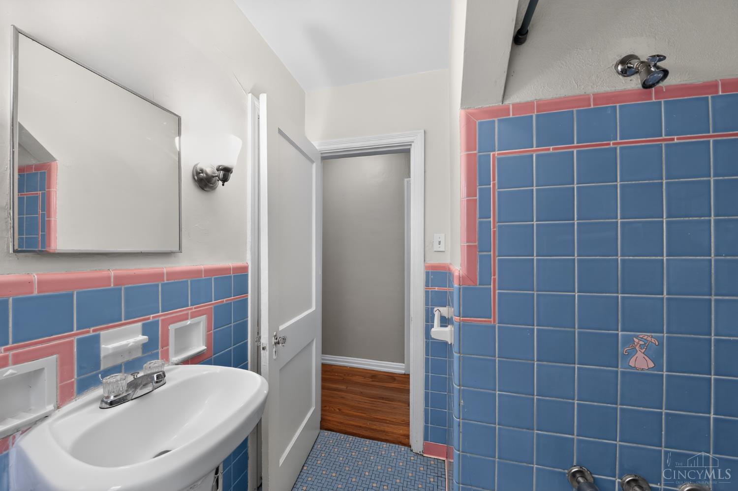 1641 Tuxworth Avenue, Cincinnati, OH, 45238 — photo 23