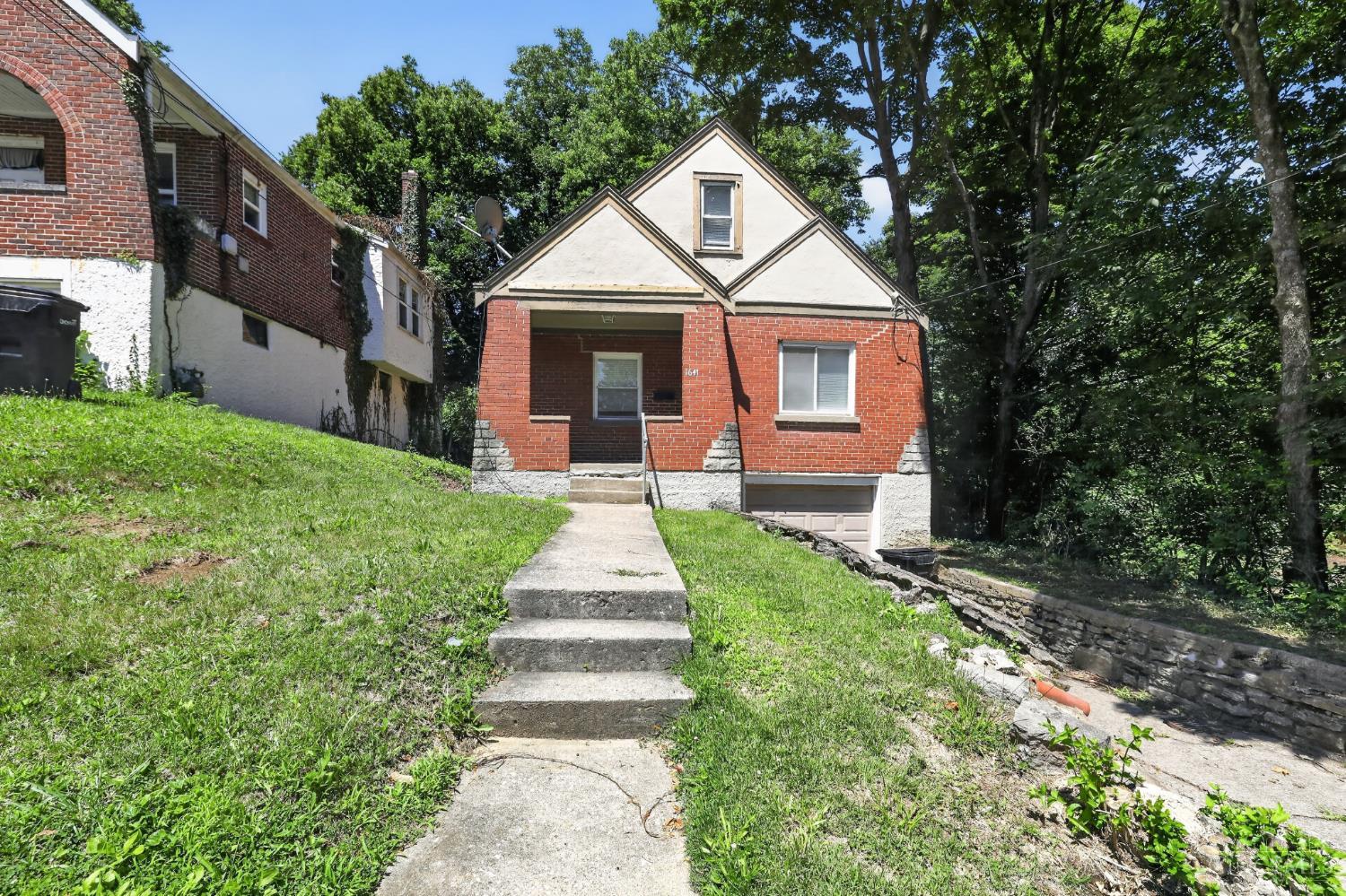 1641 Tuxworth Avenue, Cincinnati, OH, 45238