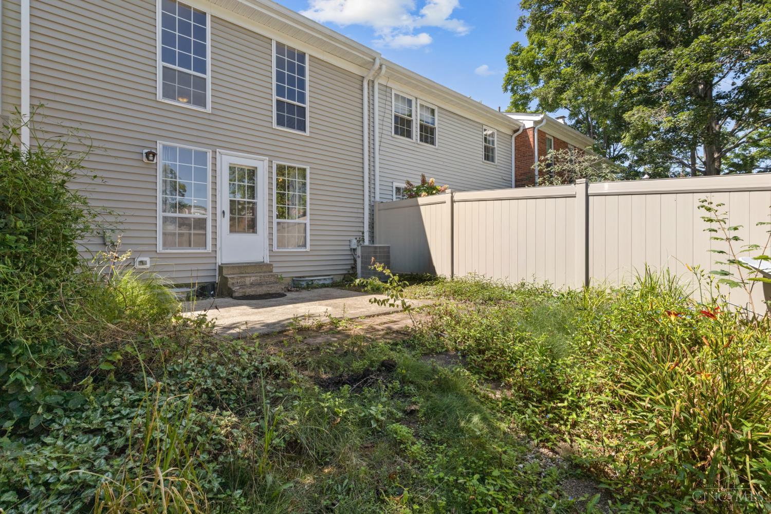 10883 Lakehurst Court, Sycamore Twp, OH, 45242 — photo 22