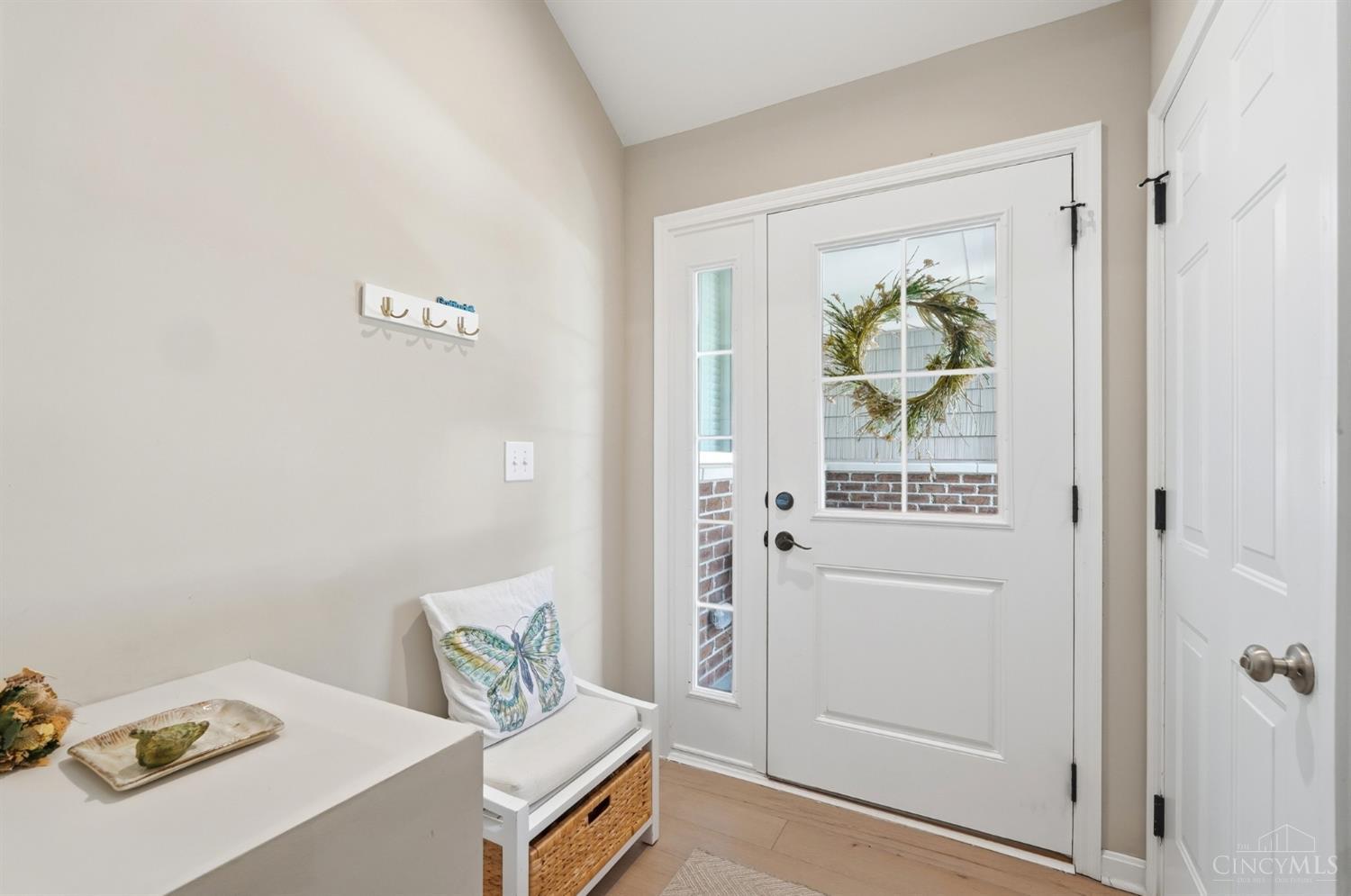 4370 Waters Edge Lane, Turtle Creek Twp, OH, 45036 — photo 6