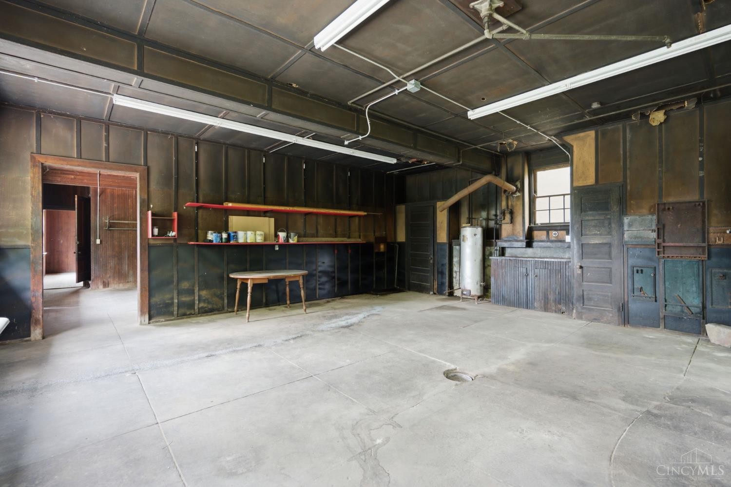 353 Oliver Road, Wyoming, OH, 45215 — photo 14