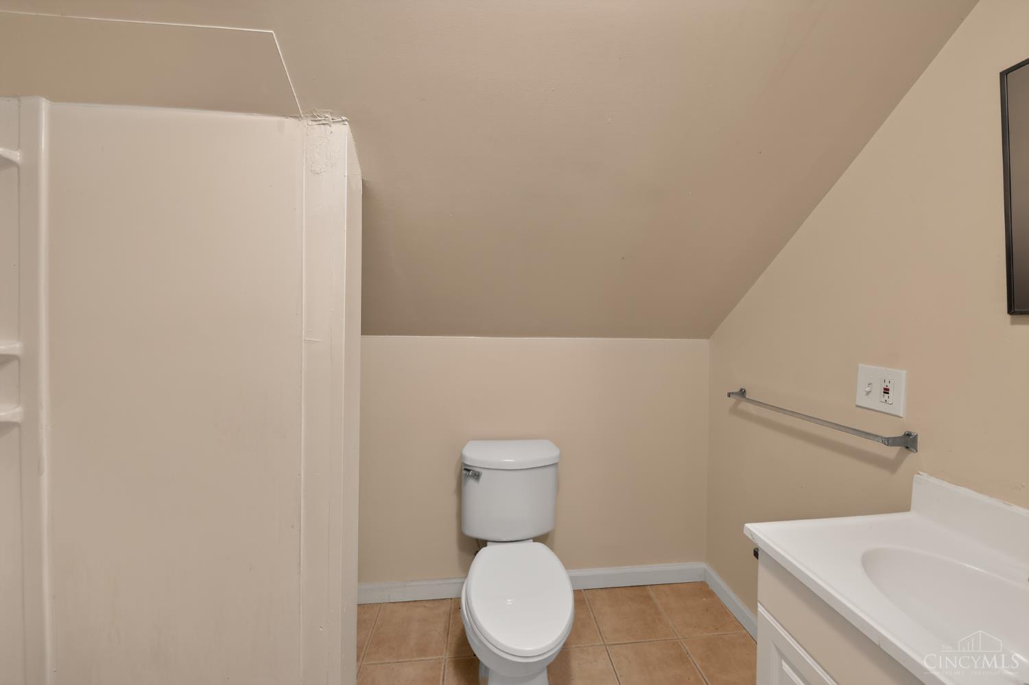 1641 Tuxworth Avenue, Cincinnati, OH, 45238 — photo 24
