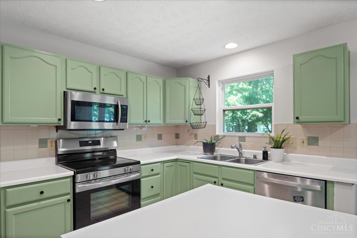 7731 Wilderness Way, Hamilton Twp, OH, 45039 — photo 9