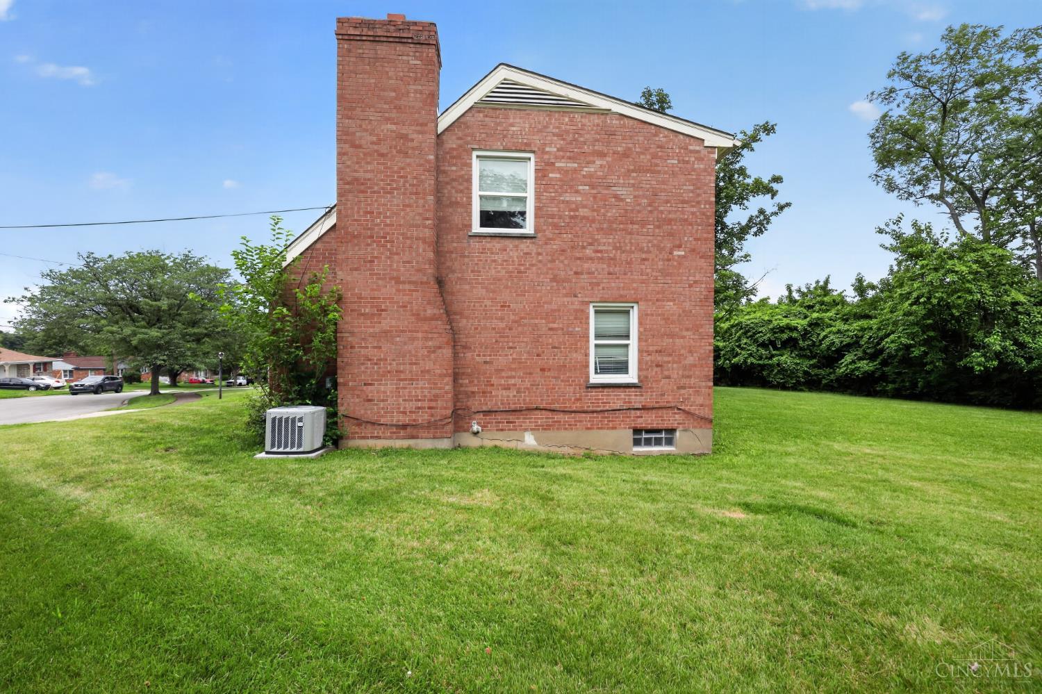 5406 Bluebird Lane, Cincinnati, OH, 45239 — photo 13