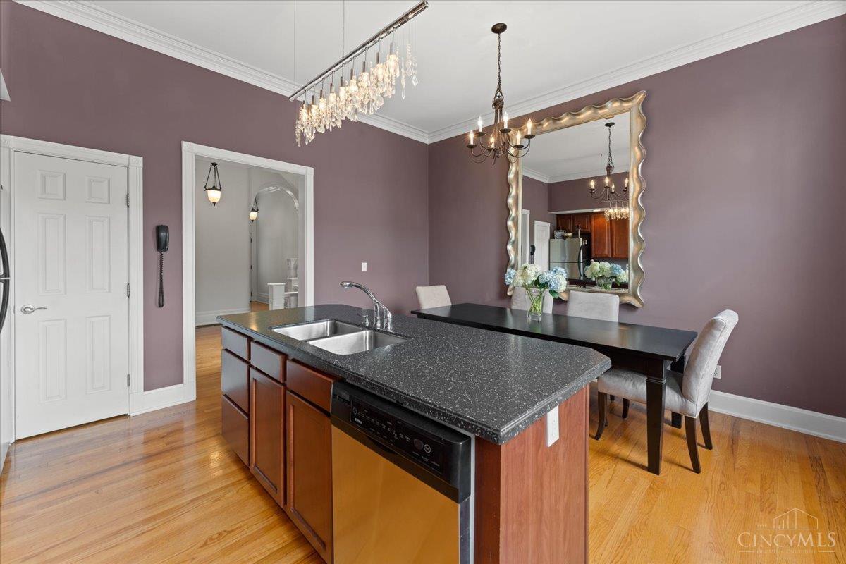 1931 Bigelow Street, Cincinnati, OH, 45219 — photo 10