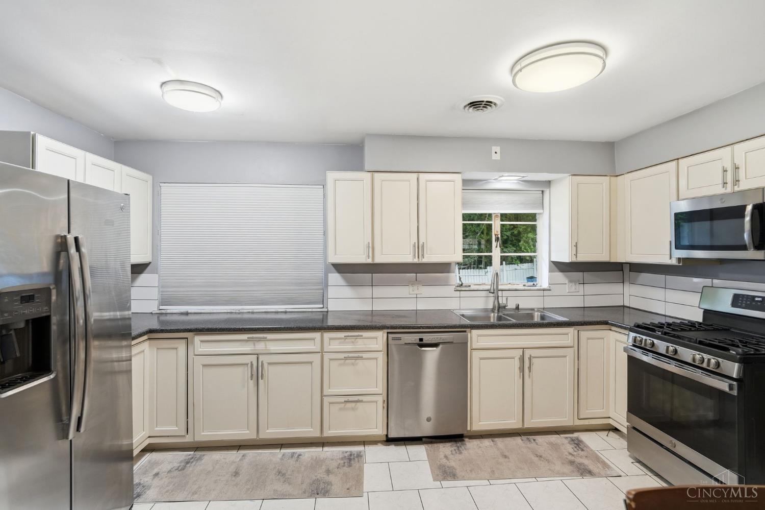 8881 Paw Paw Lane, Sycamore Twp, OH, 45236 — photo 9