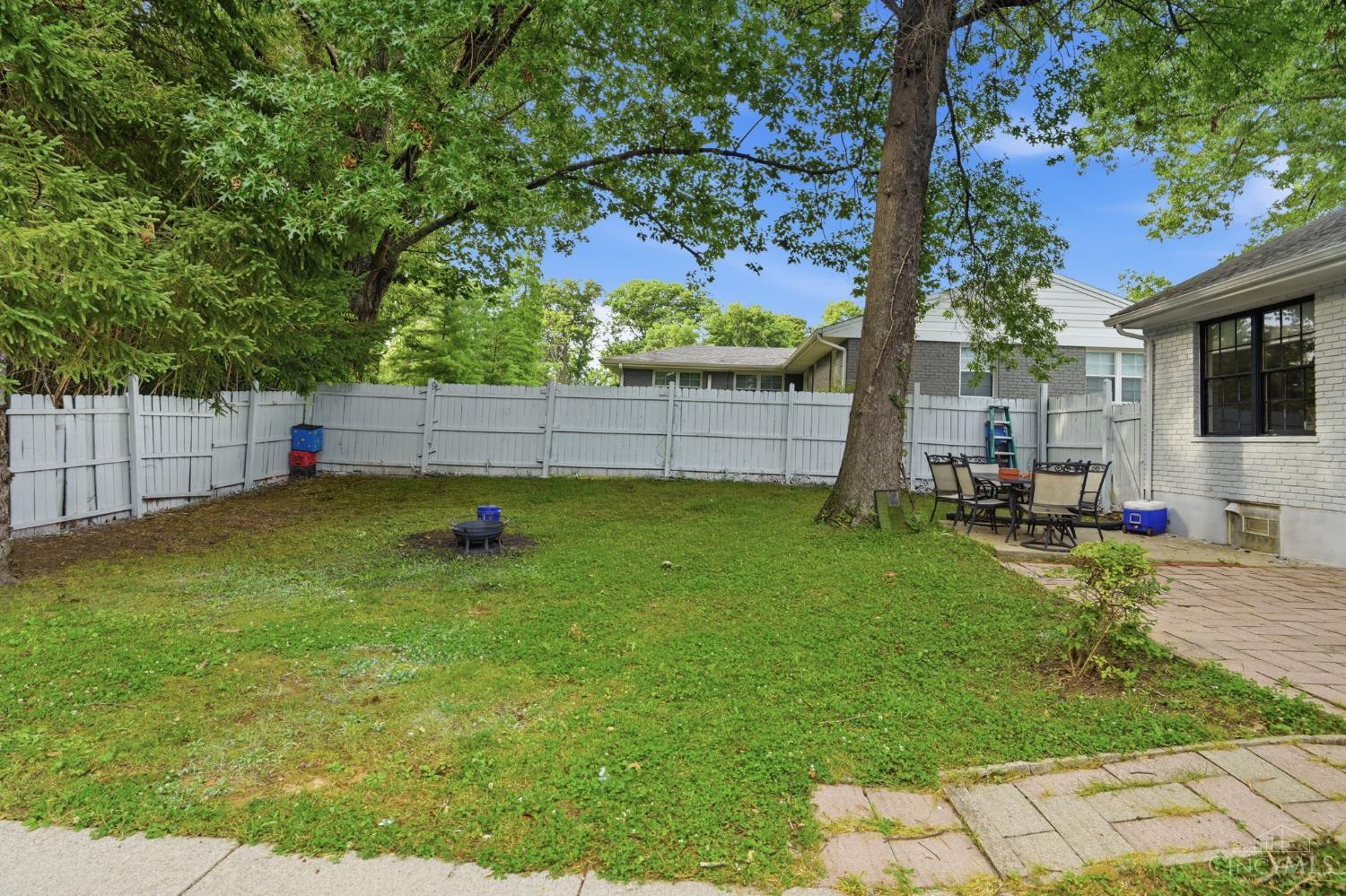 8881 Paw Paw Lane, Sycamore Twp, OH, 45236 — photo 32