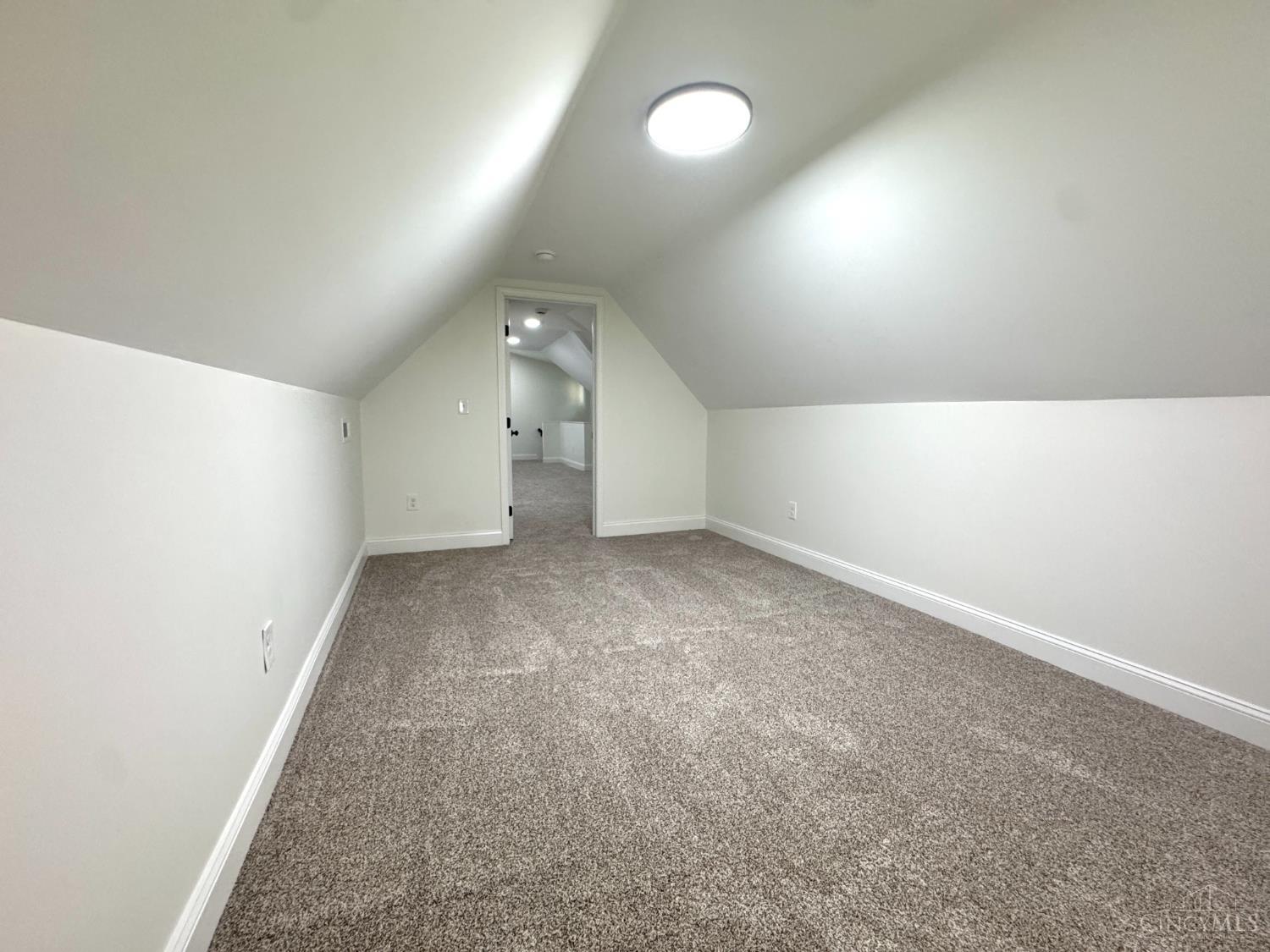2728 Silverleaf Avenue, Cincinnati, OH, 45212 — photo 23