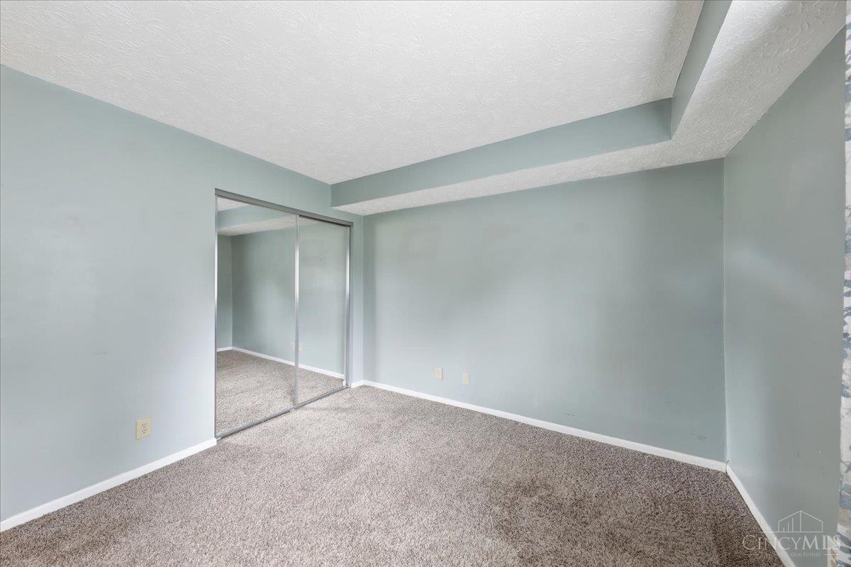 5983 Meadowcreek Drive #4, Milford, OH, 45150 — photo 26