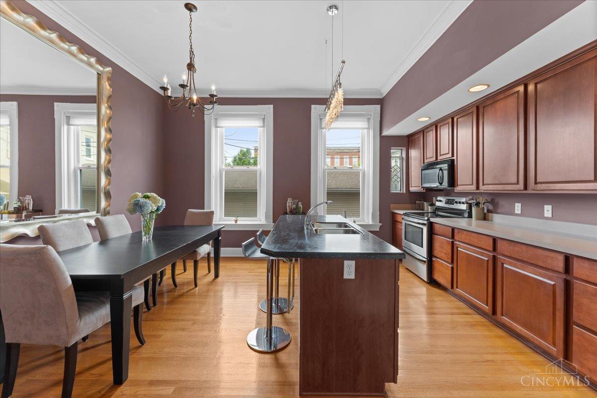 1931 Bigelow Street, Cincinnati, OH, 45219 — photo 8