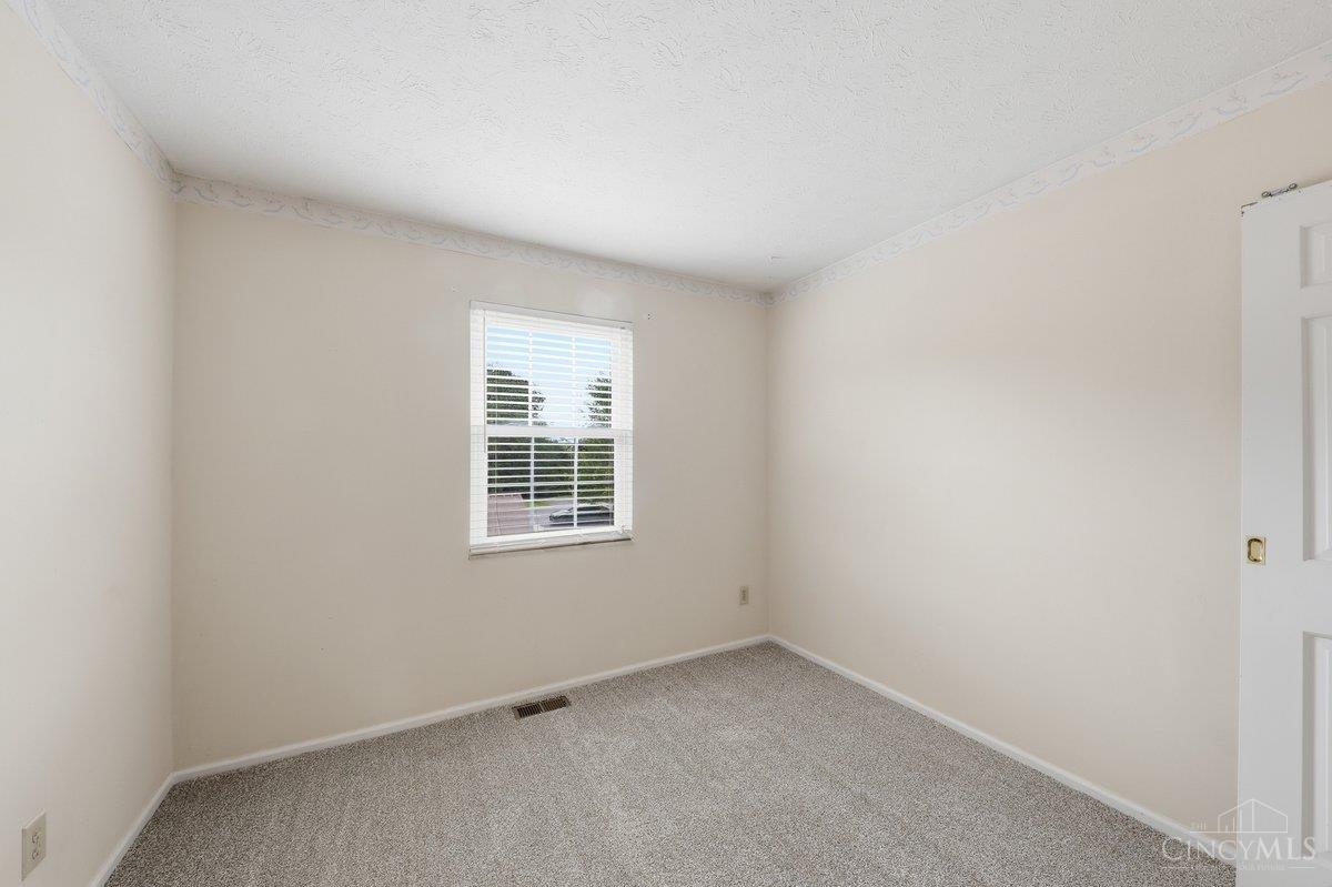 3434 Sunbury Lane, Colerain Twp, OH, 45251 — photo 18