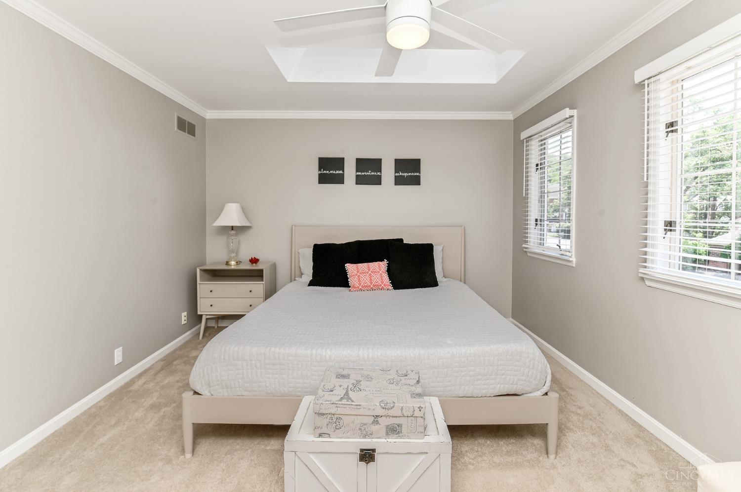 3658 Herschel Avenue, Cincinnati, OH, 45208 — photo 17