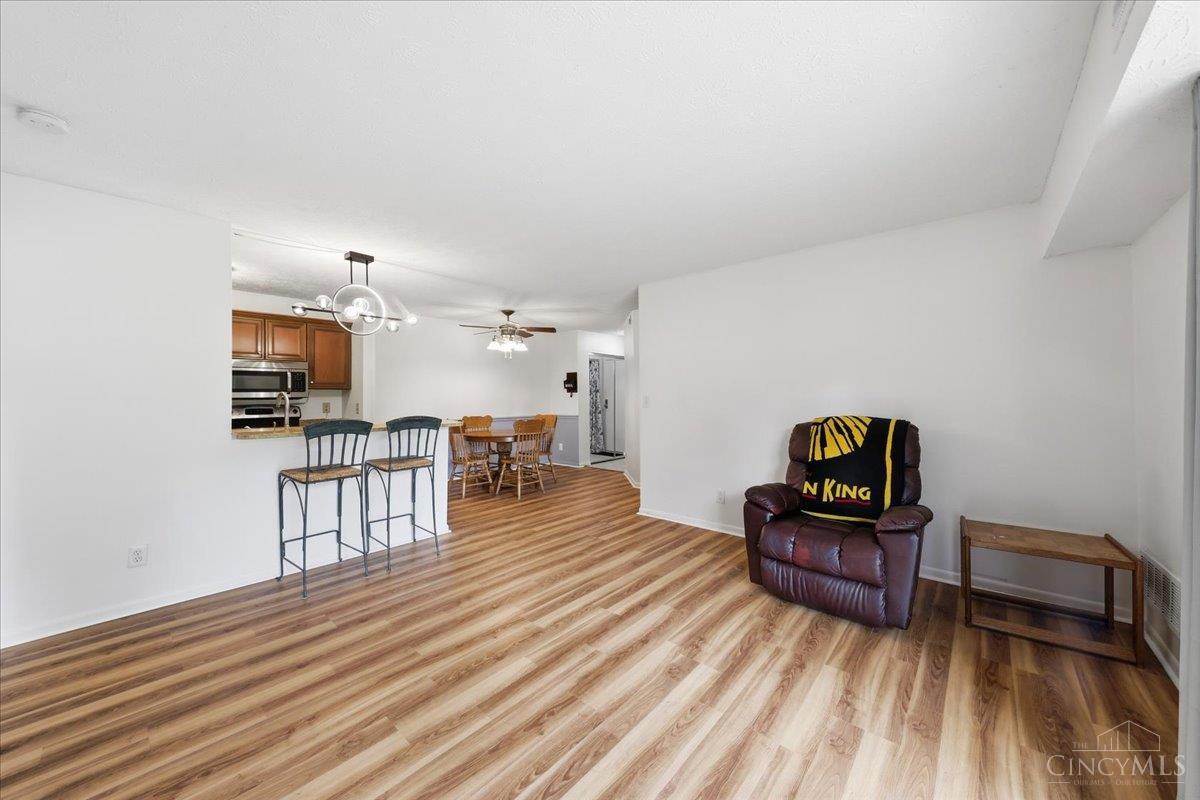 5983 Meadowcreek Drive #4, Milford, OH, 45150 — photo 14