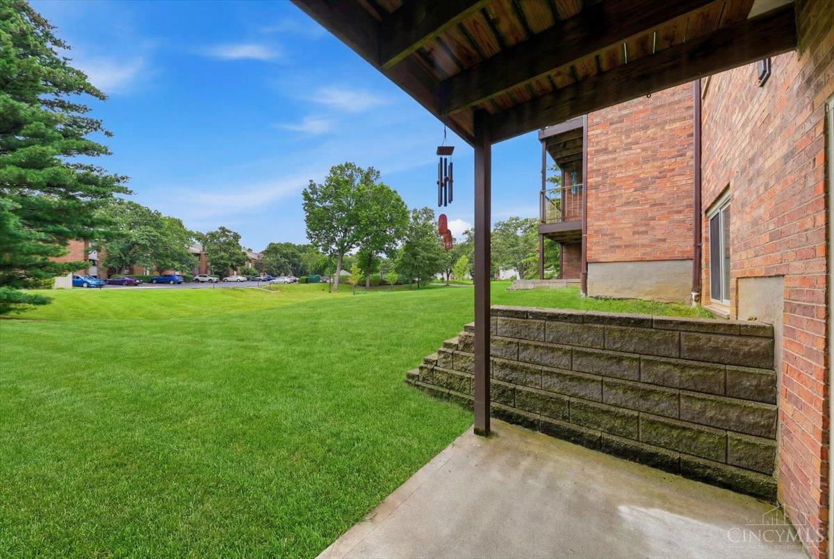 5983 Meadowcreek Drive #4, Milford, OH, 45150 — photo 8