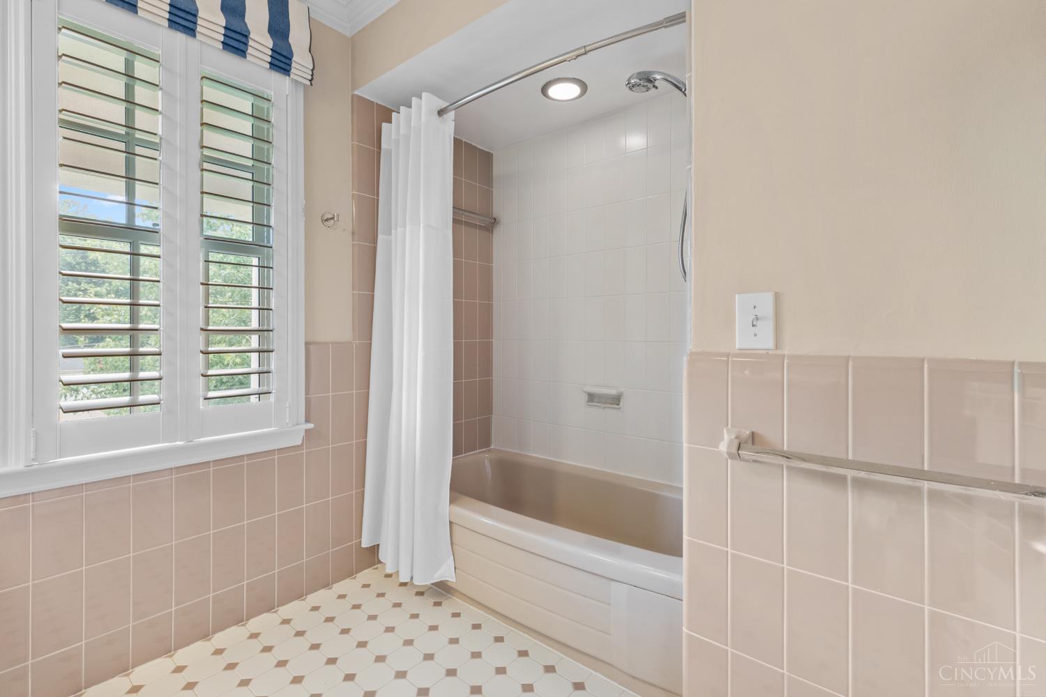 8709 Sturbridge Drive, Sycamore Twp, OH, 45236 — photo 36