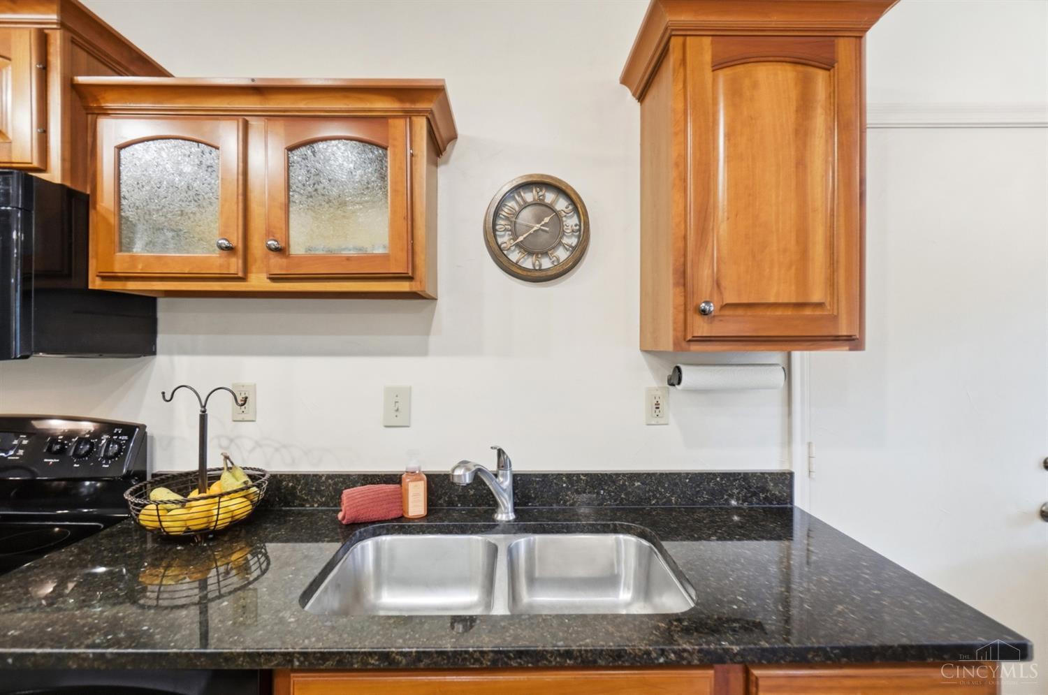 1460 Ebenezer Road, Green Twp, OH, 45233 — photo 13