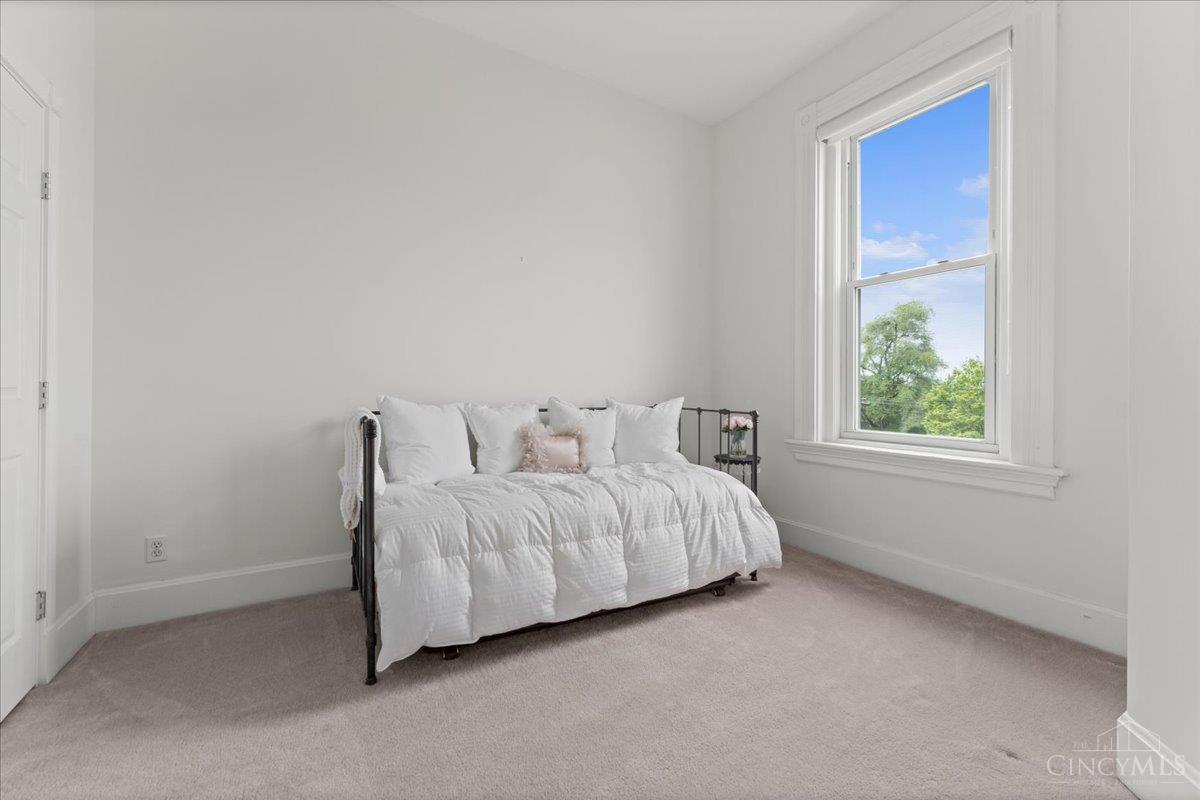 1931 Bigelow Street, Cincinnati, OH, 45219 — photo 24