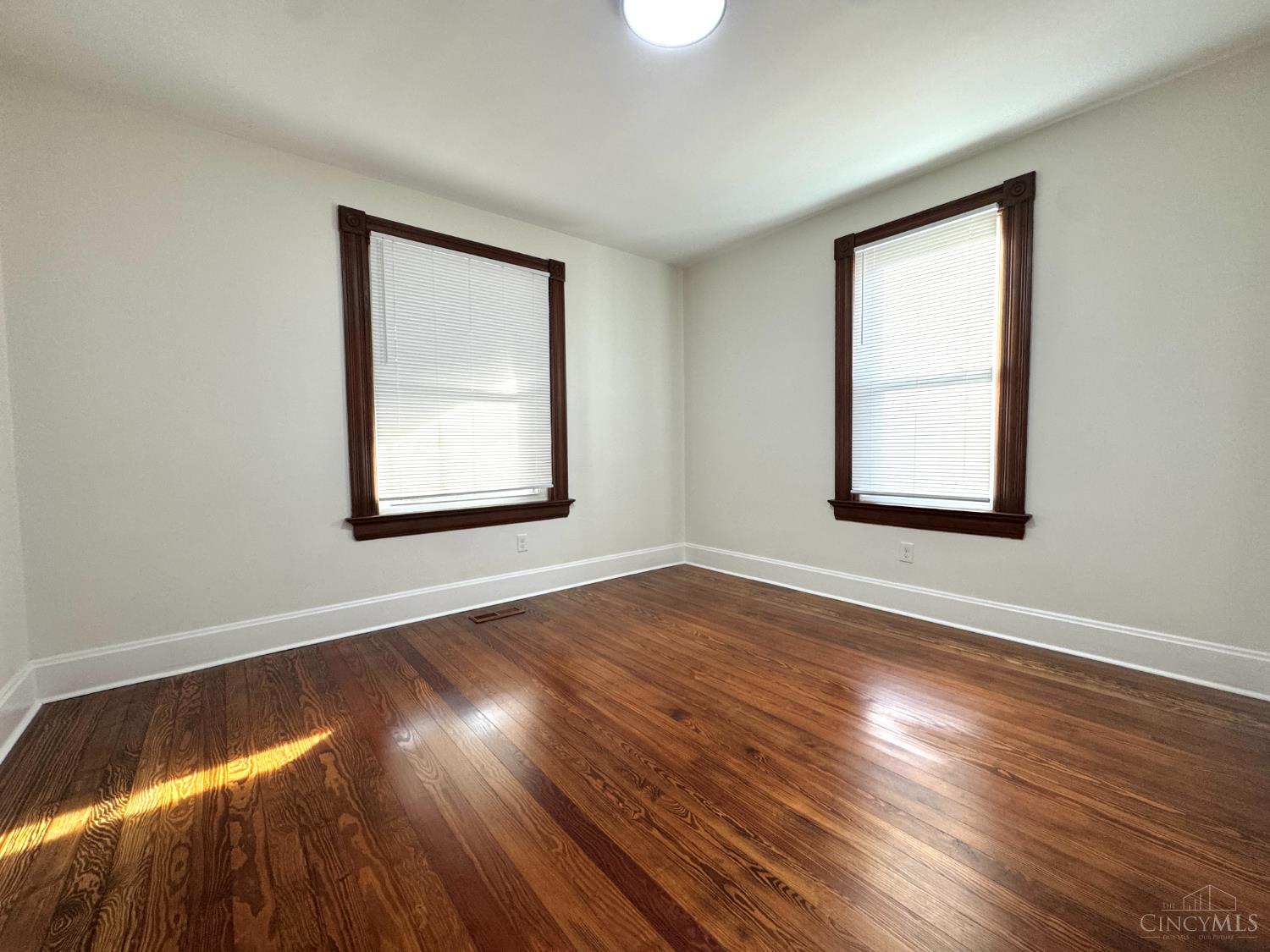 2728 Silverleaf Avenue, Cincinnati, OH, 45212 — photo 11